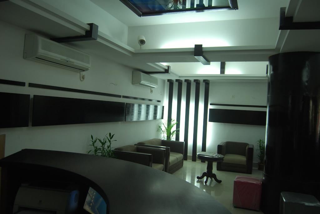 Ambassador Residency Otel Chittagong Dış mekan fotoğraf